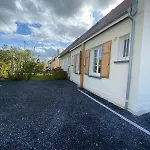 Cozy House For 6 People Noyon